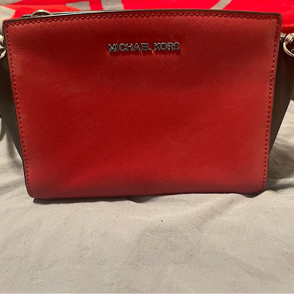 Michael Kors crossbody bag